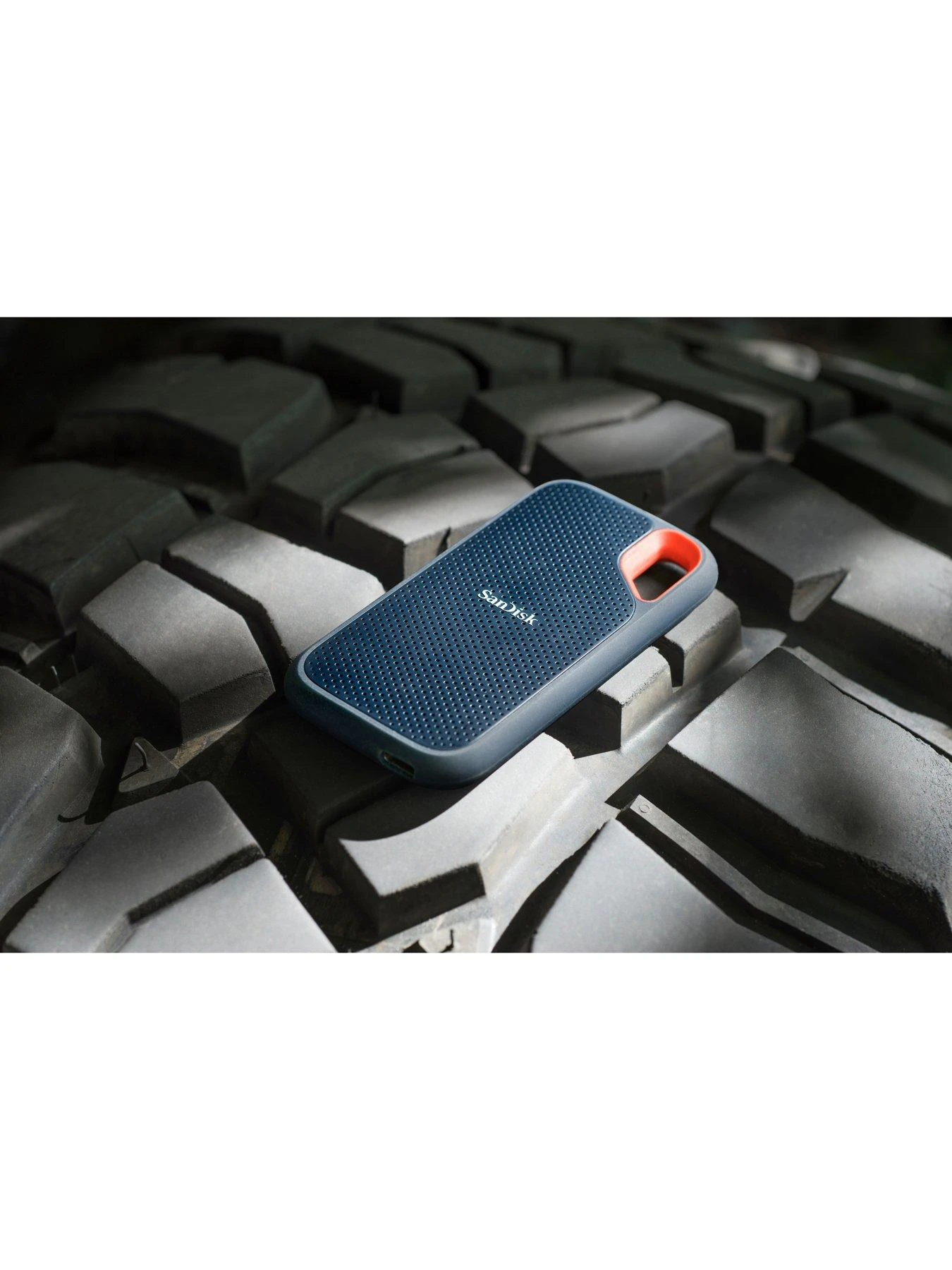 SanDisk Extreme 2TB Portable SSD 6 SanDisk Extreme 2TB Portable SSD - Image 4