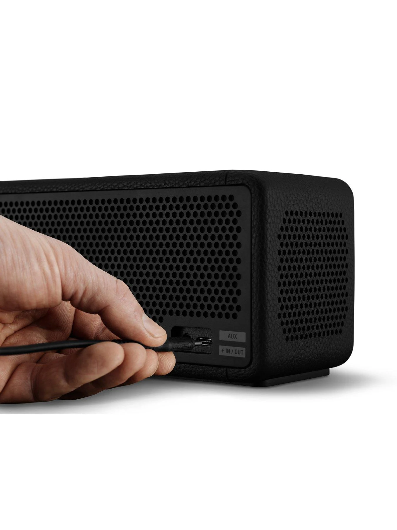 Marshall Middleton Bluetooth Speaker - Black & Brass 7 Marshall Middleton Bluetooth Speaker - Black & Brass - Image 5