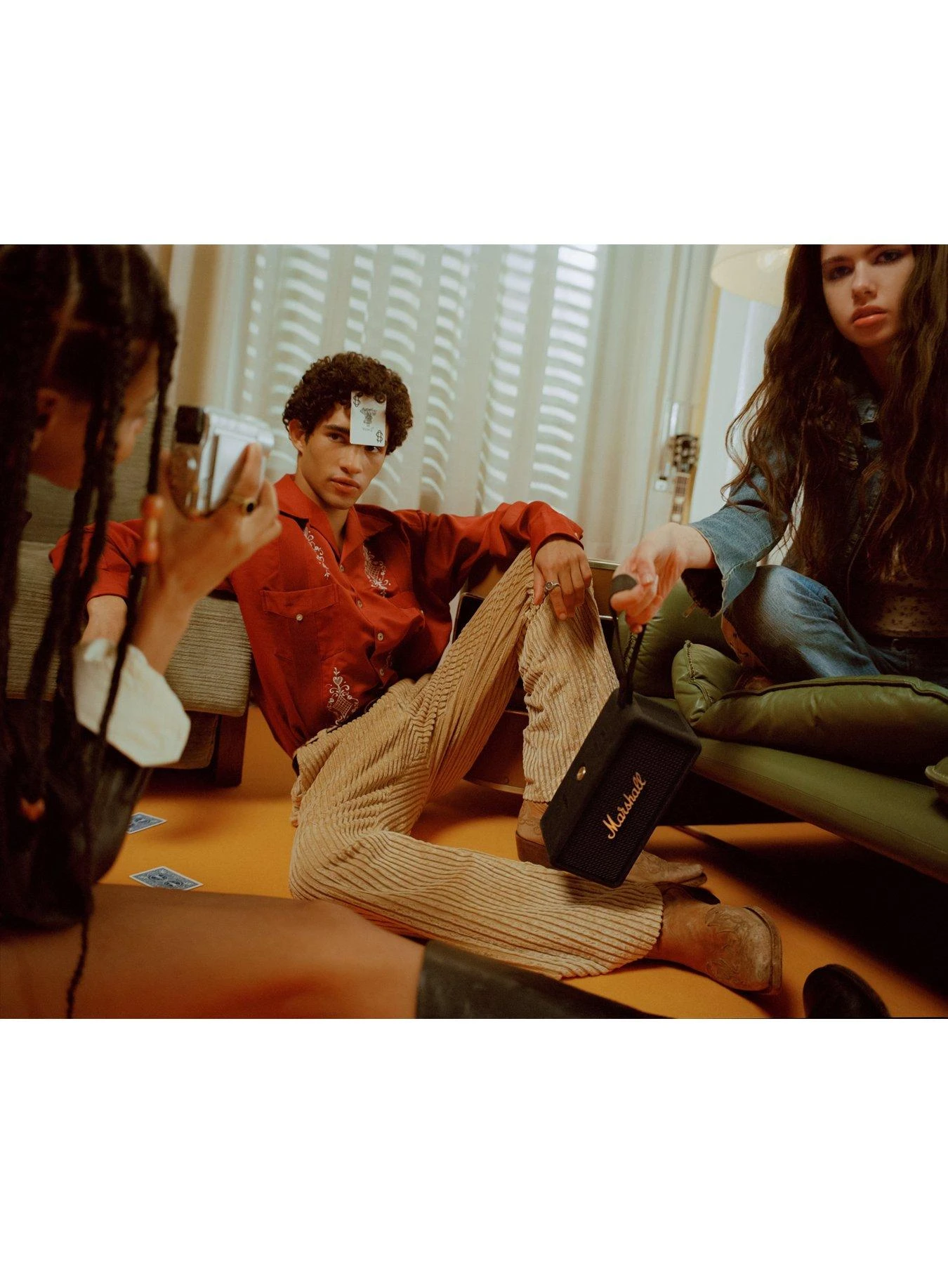 Marshall Middleton Bluetooth Speaker - Black & Brass 8 Marshall Middleton Bluetooth Speaker - Black & Brass - Image 6